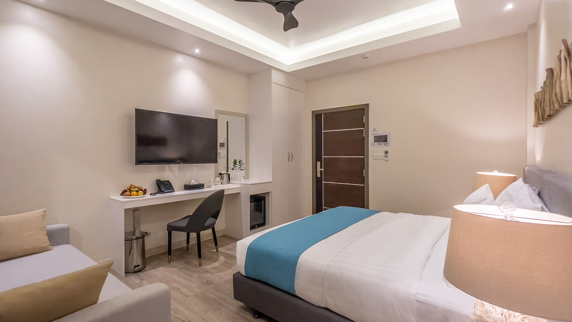 Sky Room 3