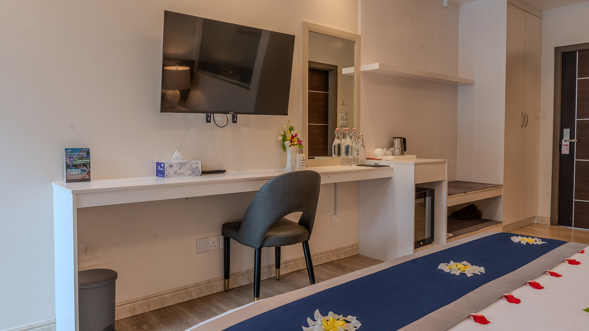 Sky Deluxe Room 2