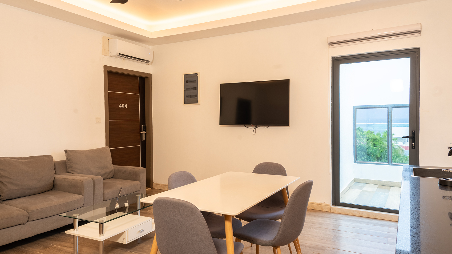 Sky Suite 1
