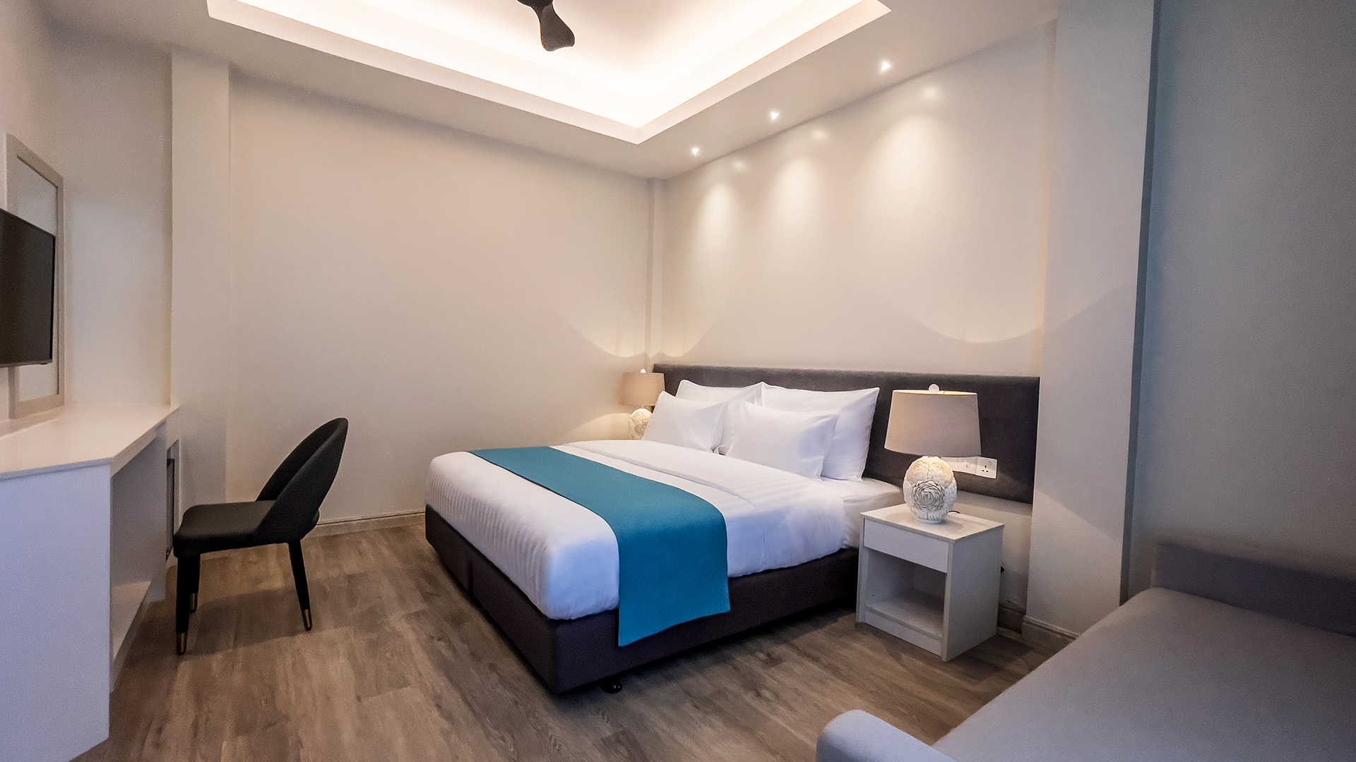 Sky Suite 5