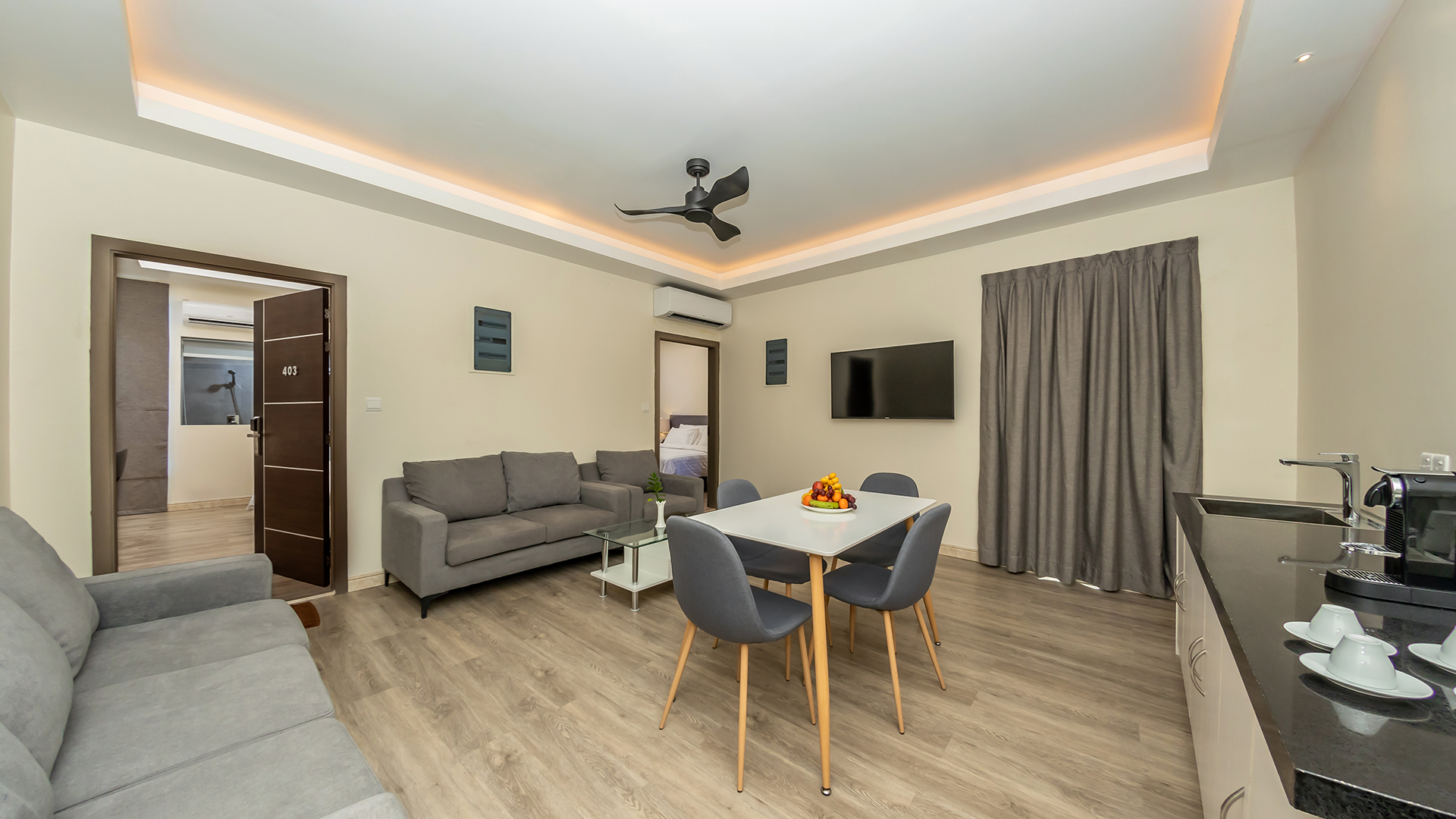 Sky Suite 6