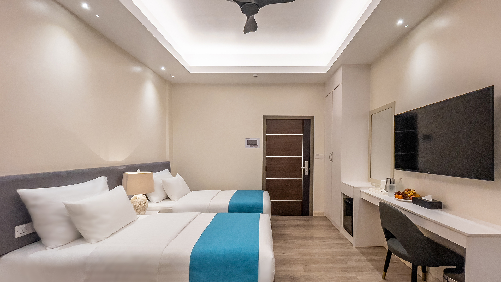 Sky Suite 7